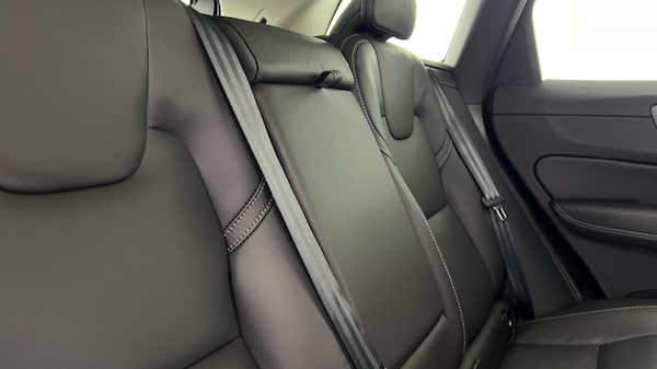Used Volvo XC60 2024 for sale - 75980030: Photo 36