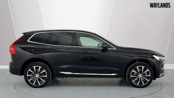 Used Volvo XC60 2024 for sale - 75980030: Photo 3