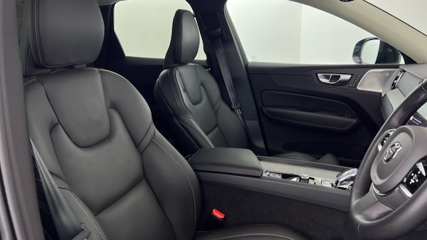 Used Volvo XC60 2024 for sale - 75980030: Photo 9