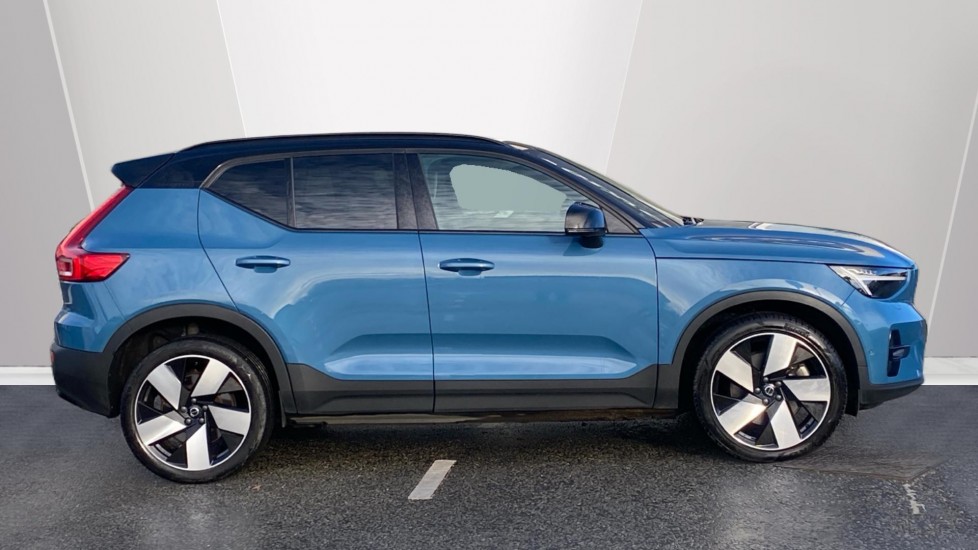 Used Volvo XC40 2022 for sale - 77360560: Photo 3