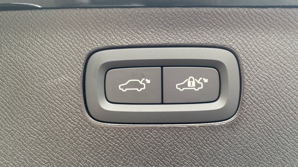 Used Volvo XC90 2025 for sale - 77070979: Photo 18