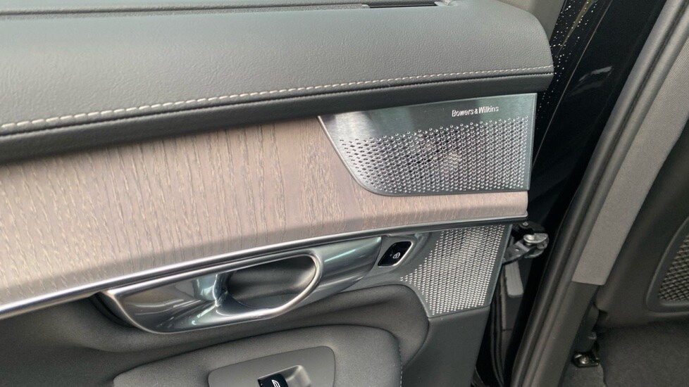 Used Volvo XC90 2025 for sale - 77070979: Photo 24