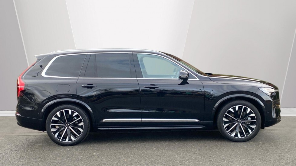 Used Volvo XC90 2025 for sale - 77070979: Photo 3