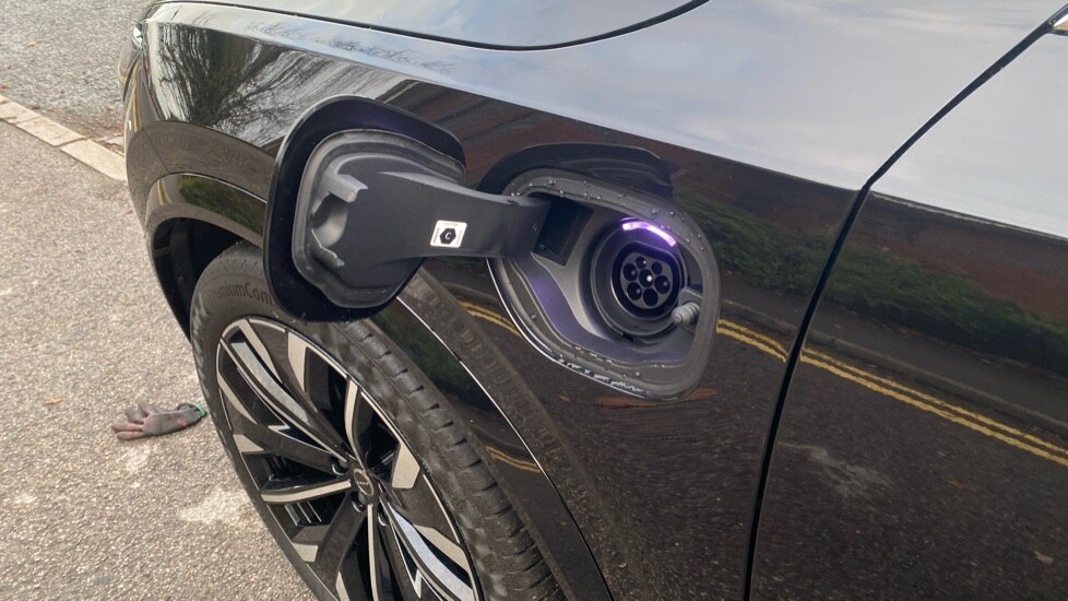 Used Volvo XC90 2025 for sale - 77070979: Photo 30