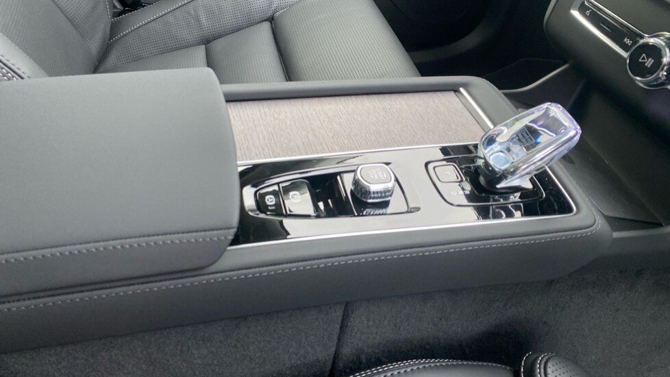 Used Volvo XC90 2025 for sale - 77070979: Photo 46