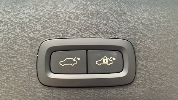 Used Volvo XC40 2024 for sale - 75584157: Photo 21
