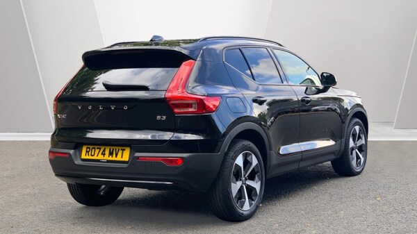 Used Volvo XC40 2024 for sale - 75584157: Photo 2