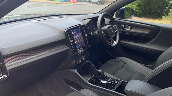 Used Volvo XC40 2024 for sale - 75584157: Photo 31