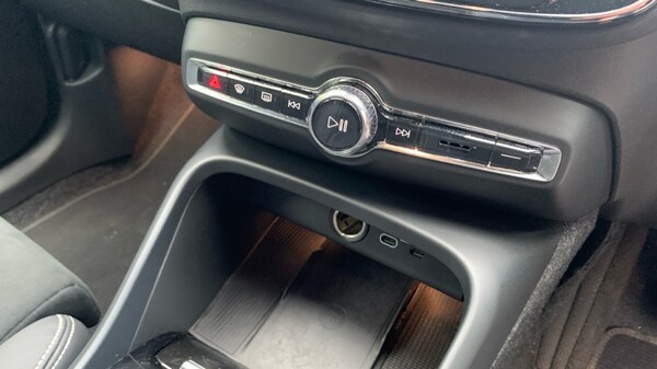 Used Volvo XC40 2024 for sale - 75584157: Photo 33