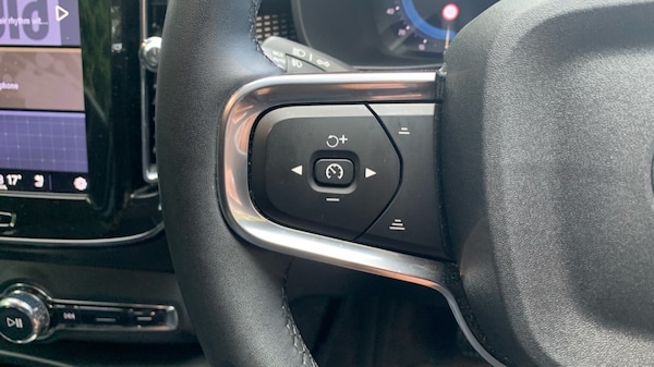 Used Volvo XC40 2024 for sale - 75584157: Photo 35