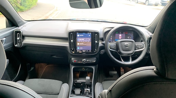 Used Volvo XC40 2024 for sale - 75584157: Photo 5