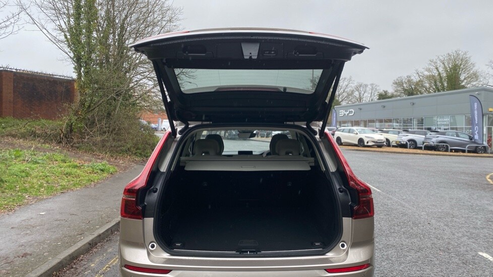 Used Volvo XC60 2026 for sale - 78063380: Photo 13