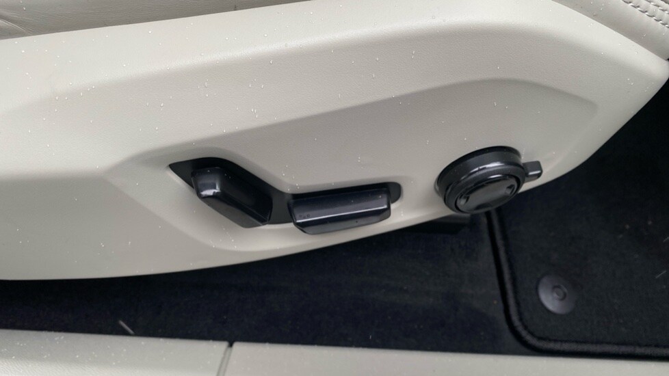 Used Volvo XC60 2026 for sale - 78063380: Photo 34