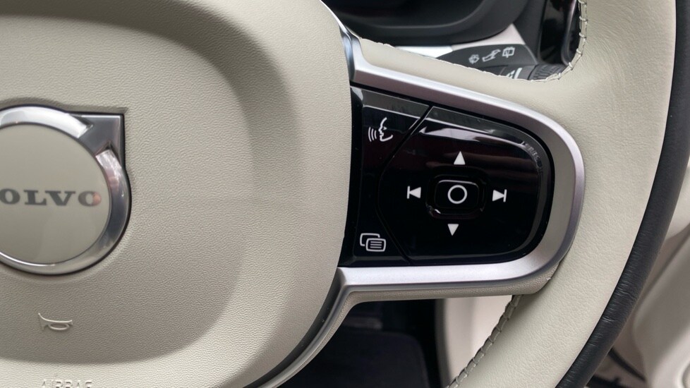 Used Volvo XC60 2026 for sale - 78063380: Photo 35
