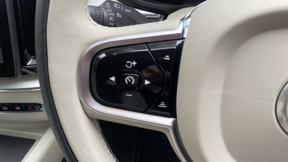 Used Volvo XC60 2026 for sale - 78063380: Photo 36