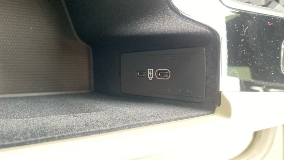 Used Volvo XC60 2026 for sale - 78063380: Photo 45