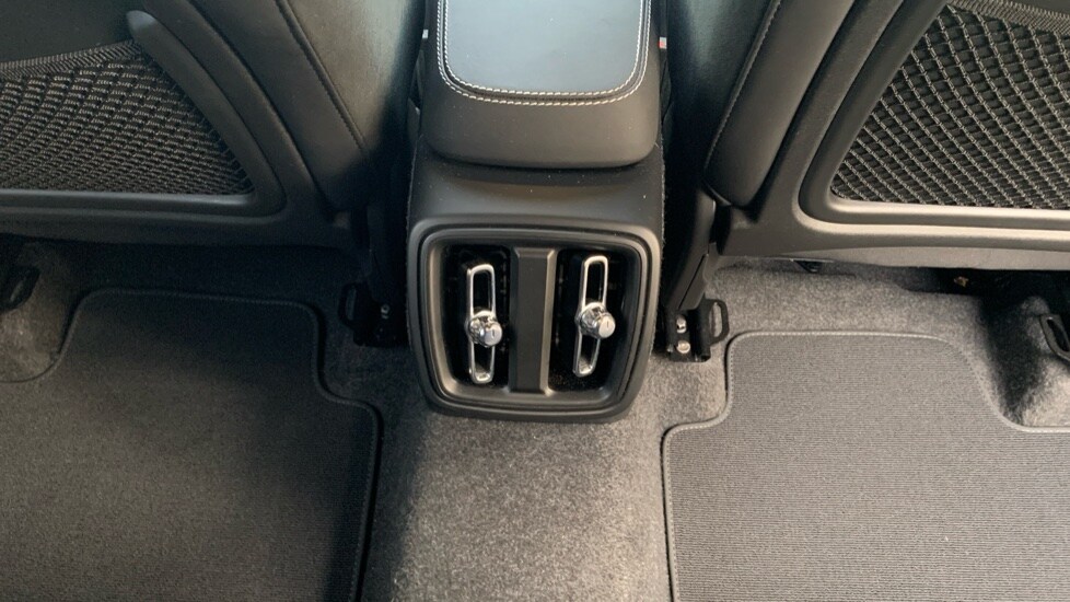 Used Volvo XC40 2025 for sale - 76519434: Photo 28