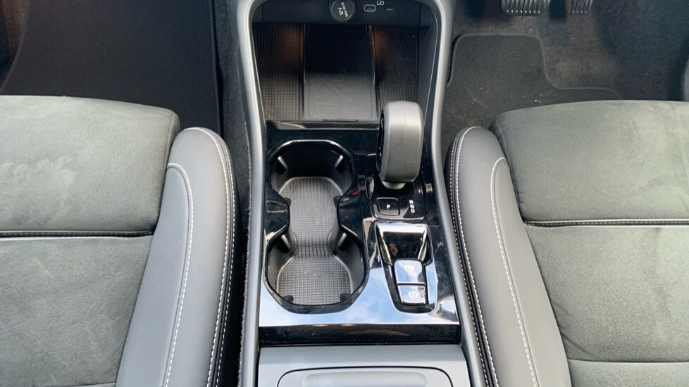 Used Volvo XC40 2025 for sale - 76519434: Photo 29