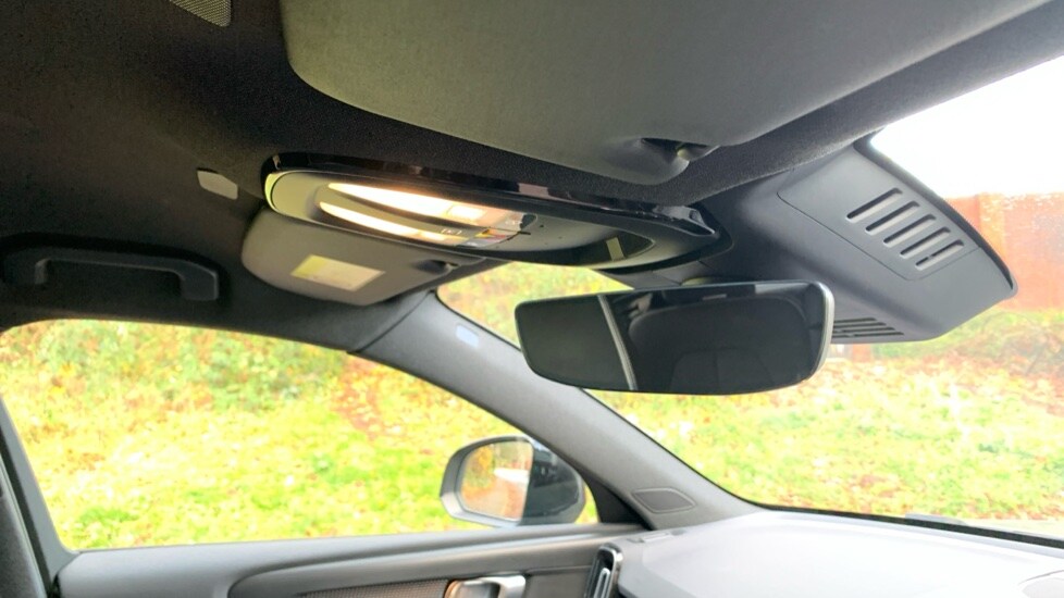 Used Volvo XC40 2025 for sale - 76519434: Photo 39