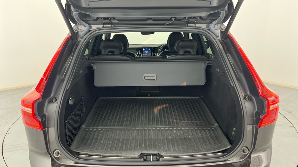 Used Volvo XC60 2021 for sale - 76528909: Photo 13