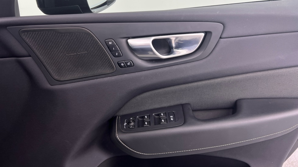 Used Volvo XC60 2021 for sale - 76528909: Photo 16