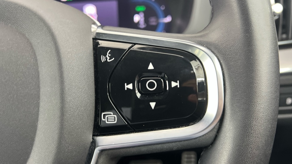 Used Volvo XC60 2021 for sale - 76528909: Photo 20