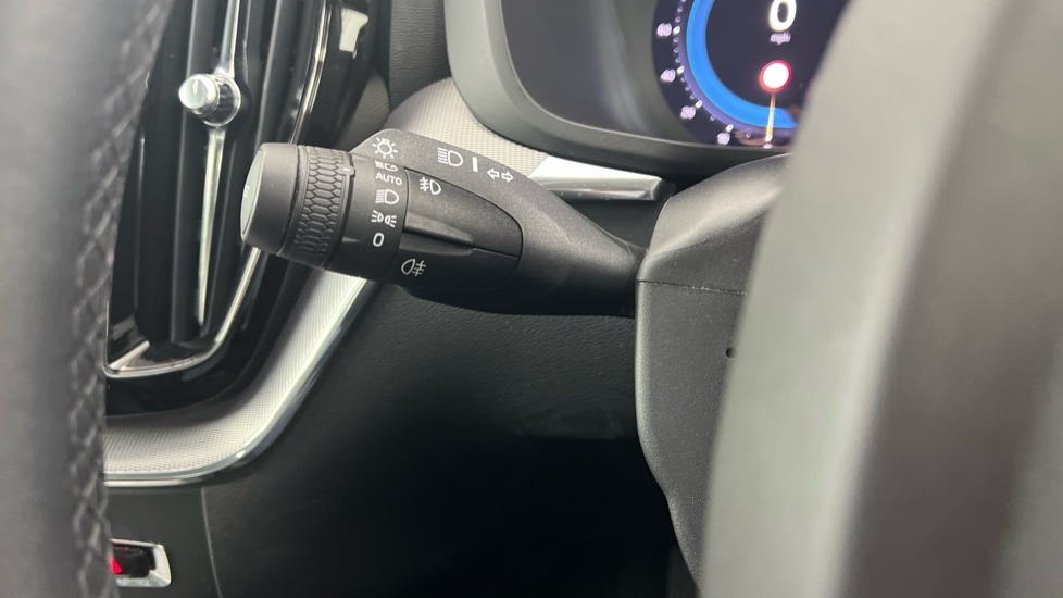 Used Volvo XC60 2021 for sale - 76528909: Photo 28