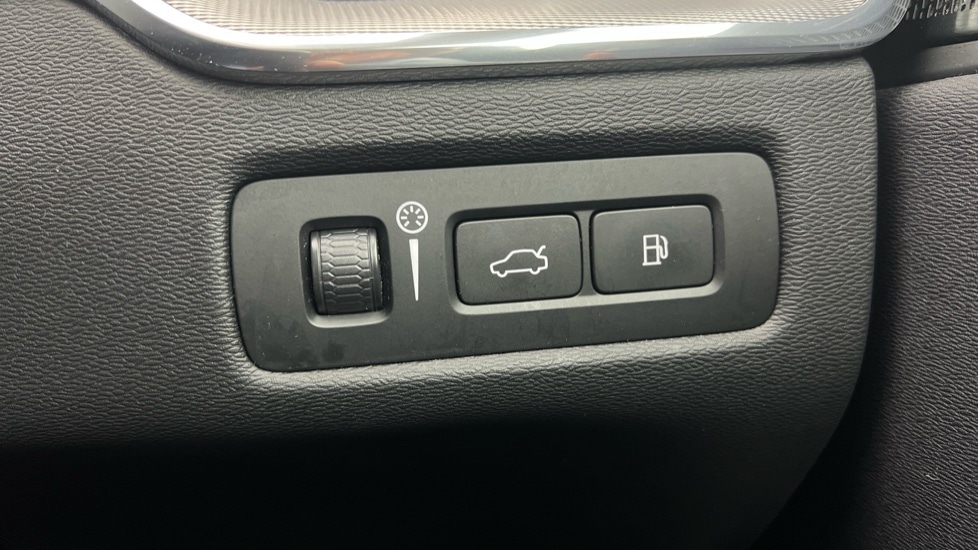 Used Volvo XC60 2021 for sale - 76528909: Photo 29