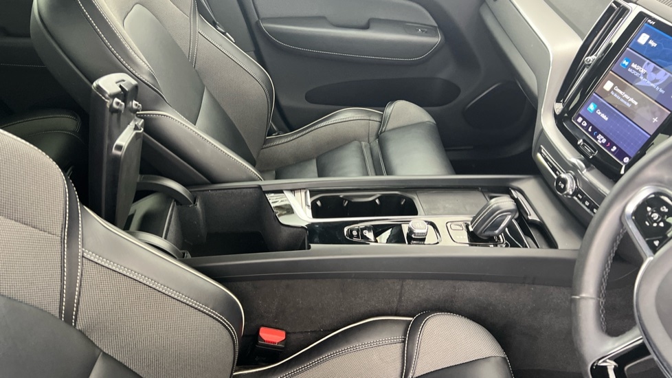 Used Volvo XC60 2021 for sale - 76528909: Photo 31