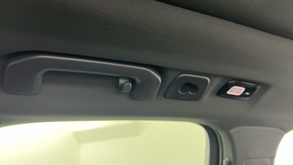 Used Volvo XC60 2021 for sale - 76528909: Photo 35