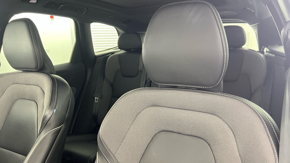 Used Volvo XC60 2021 for sale - 76528909: Photo 46