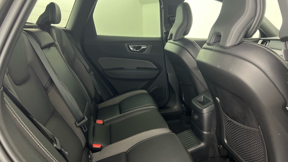 Used Volvo XC60 2021 for sale - 76528909: Photo 6