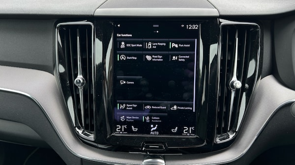 Used Volvo XC60 2021 for sale - 76203691: Photo 17