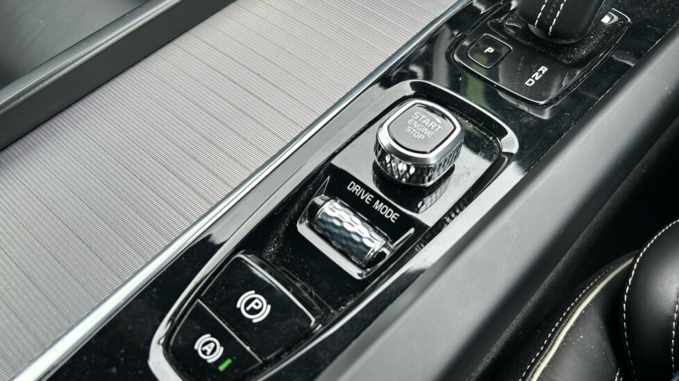 Used Volvo XC60 2021 for sale - 76203691: Photo 27