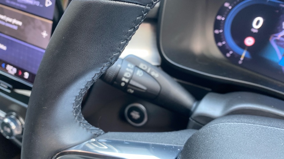 Used Volvo XC40 2023 for sale - 77232198: Photo 28