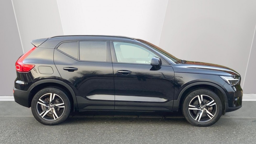 Used Volvo XC40 2023 for sale - 77232198: Photo 3