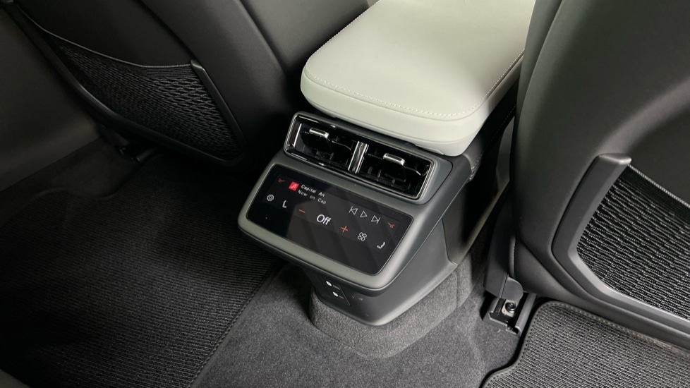 Used Polestar Polestar 4 2024 for sale - 76366563: Photo 20