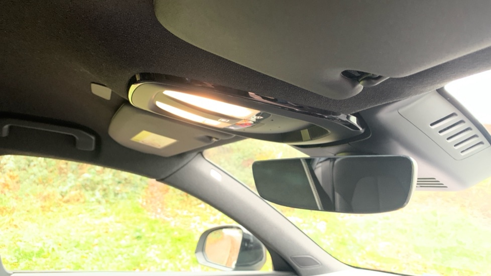 Used Volvo XC40 2024 for sale - 76915104: Photo 32