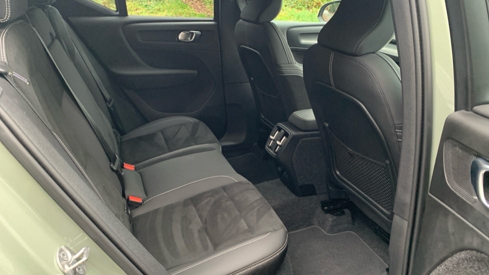 Used Volvo XC40 2024 for sale - 76915104: Photo 6