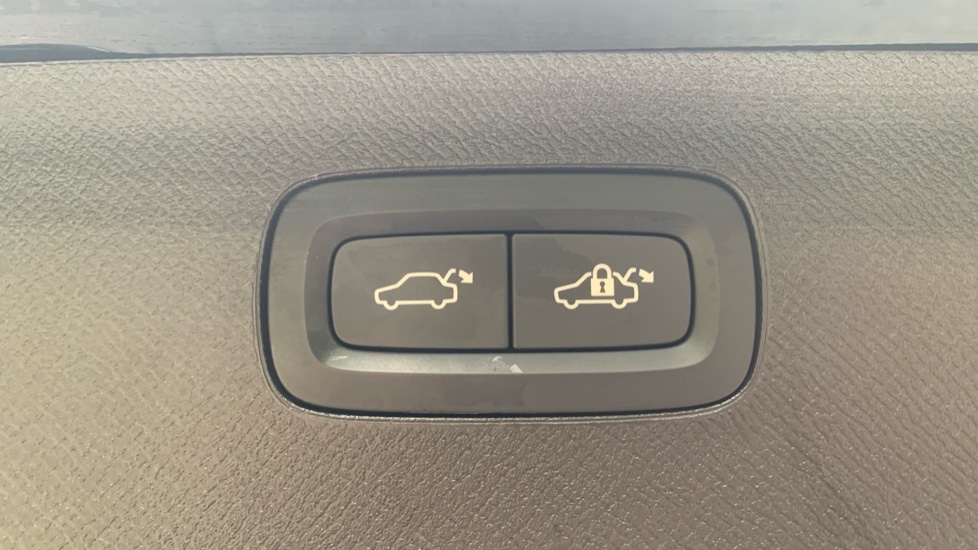 Used Volvo XC90 2025 for sale - 76928074: Photo 27