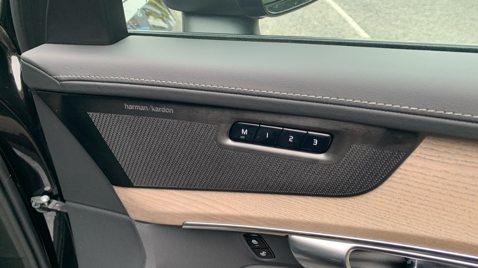 Used Volvo XC90 2025 for sale - 76928074: Photo 35