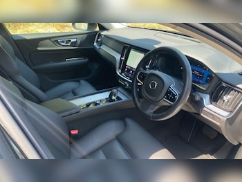 Used Volvo V60 2025 for sale - 79087713: Photo