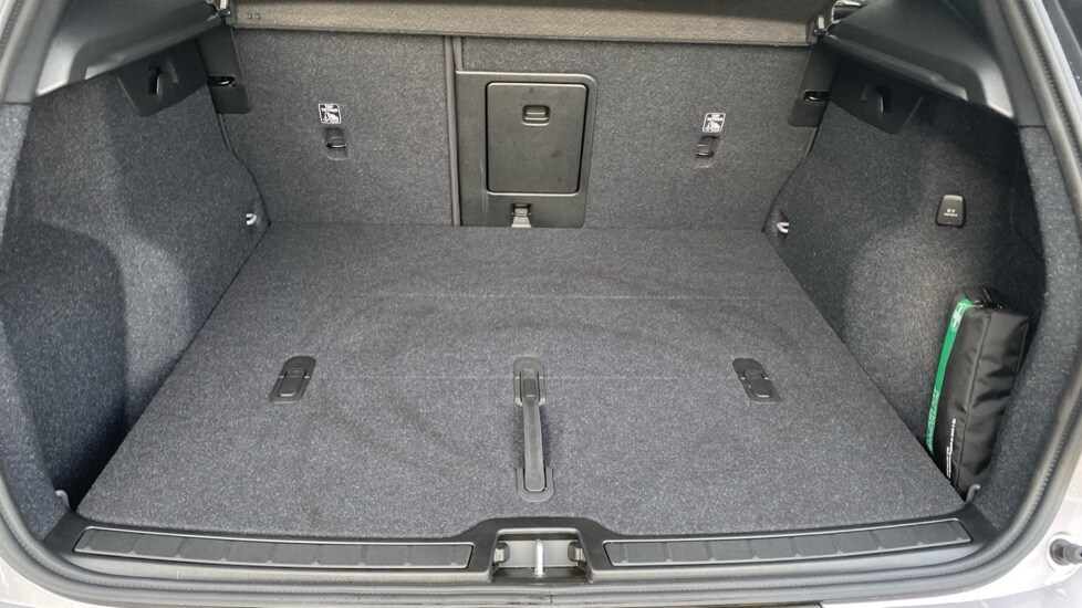 Used Volvo XC40 2025 for sale - 77786122: Photo 14