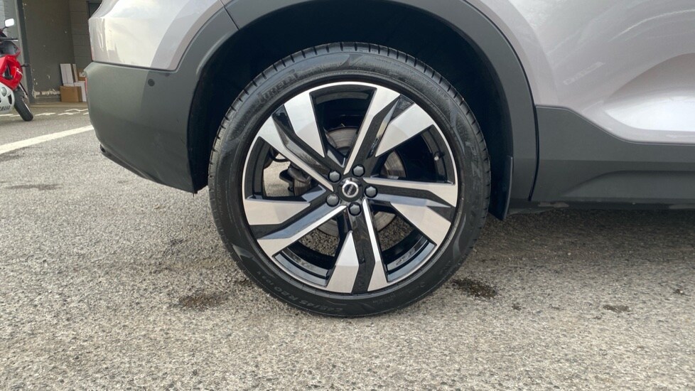 Used Volvo XC40 2025 for sale - 77786122: Photo 29