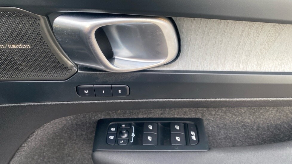 Used Volvo XC40 2025 for sale - 77786122: Photo 31