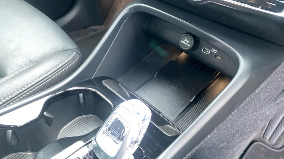 Used Volvo XC40 2025 for sale - 77786122: Photo 36