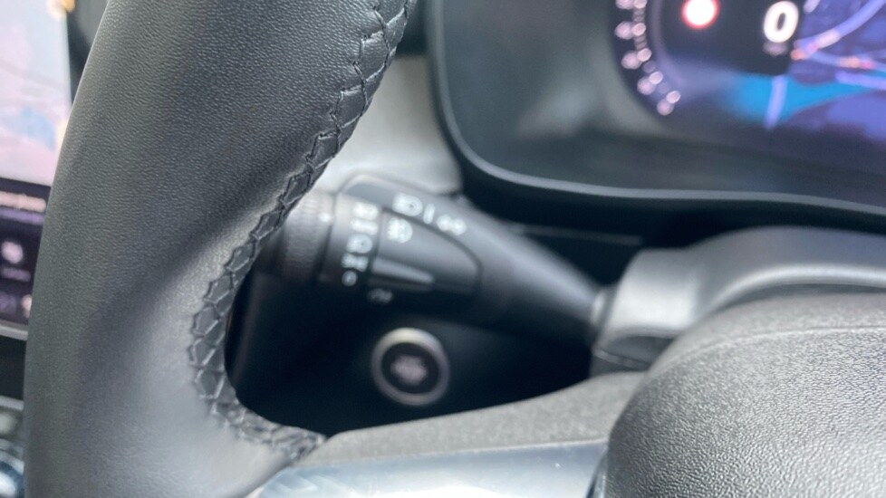 Used Volvo XC40 2025 for sale - 77786122: Photo 40