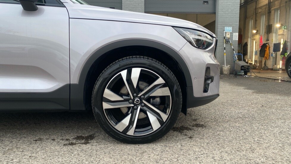 Used Volvo XC40 2025 for sale - 77786122: Photo 9