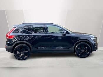 Used Volvo XC40 2025 for sale - 77393454: Photo