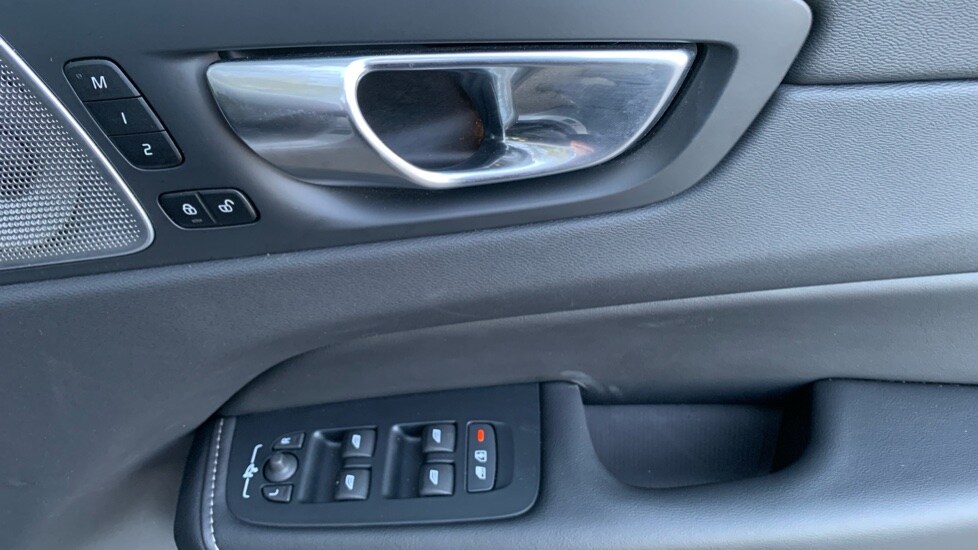 Used Volvo XC60 2025 for sale - 76519331: Photo 27